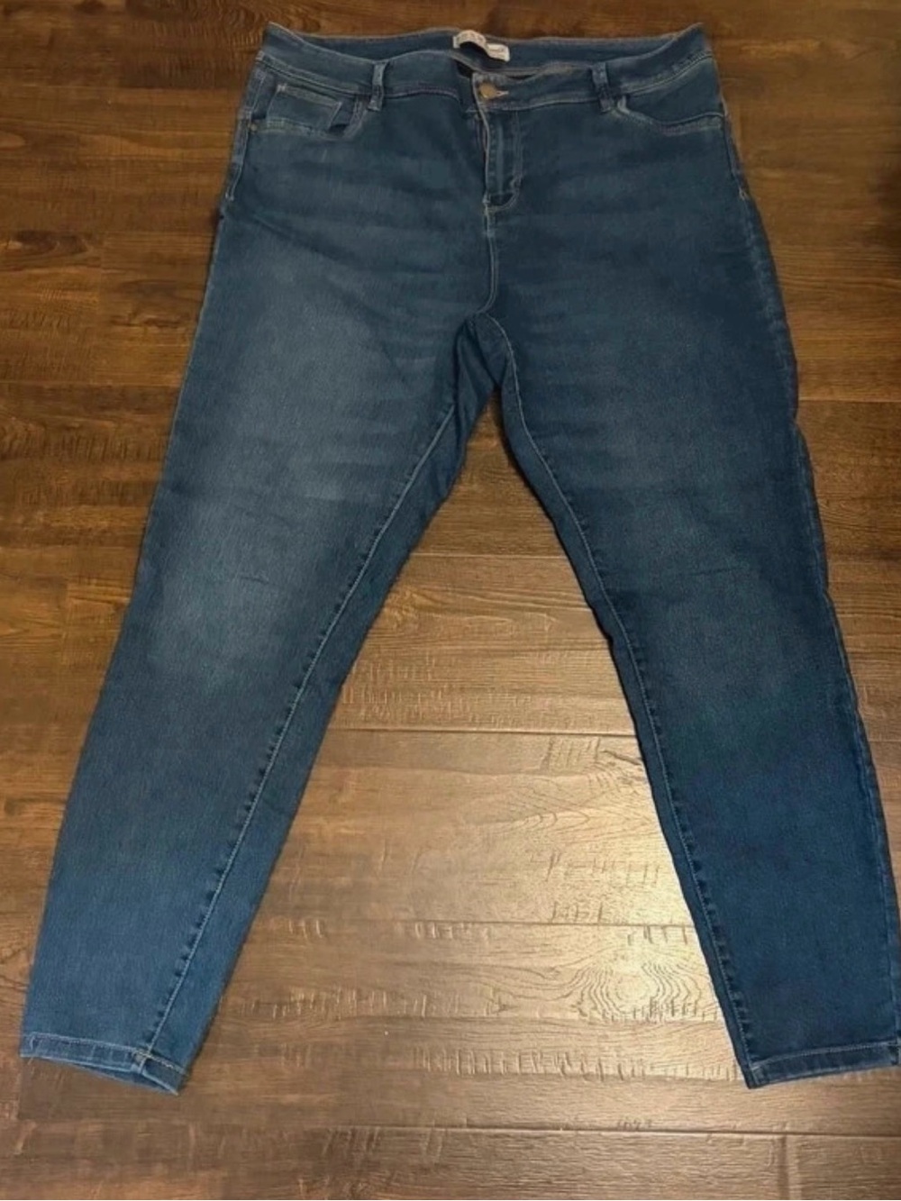 Women’s Dark Blue Stretch Jeans